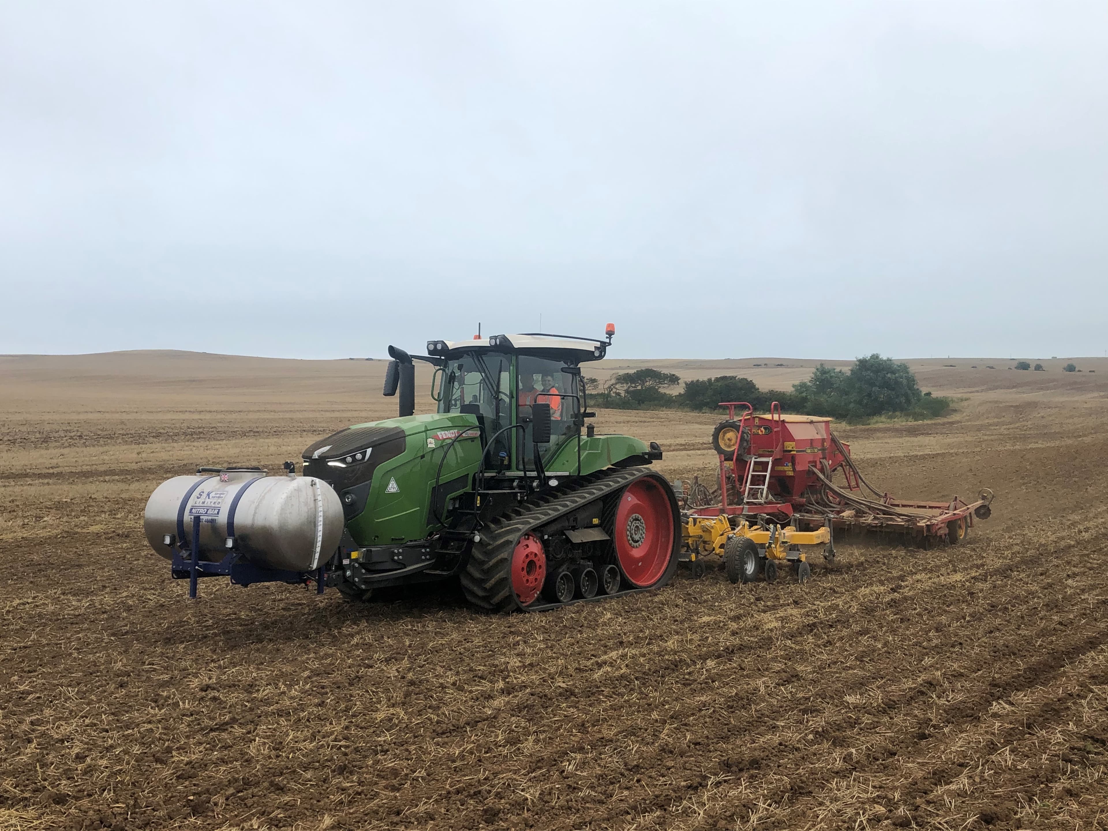 Drilling OSR with Fendt 943