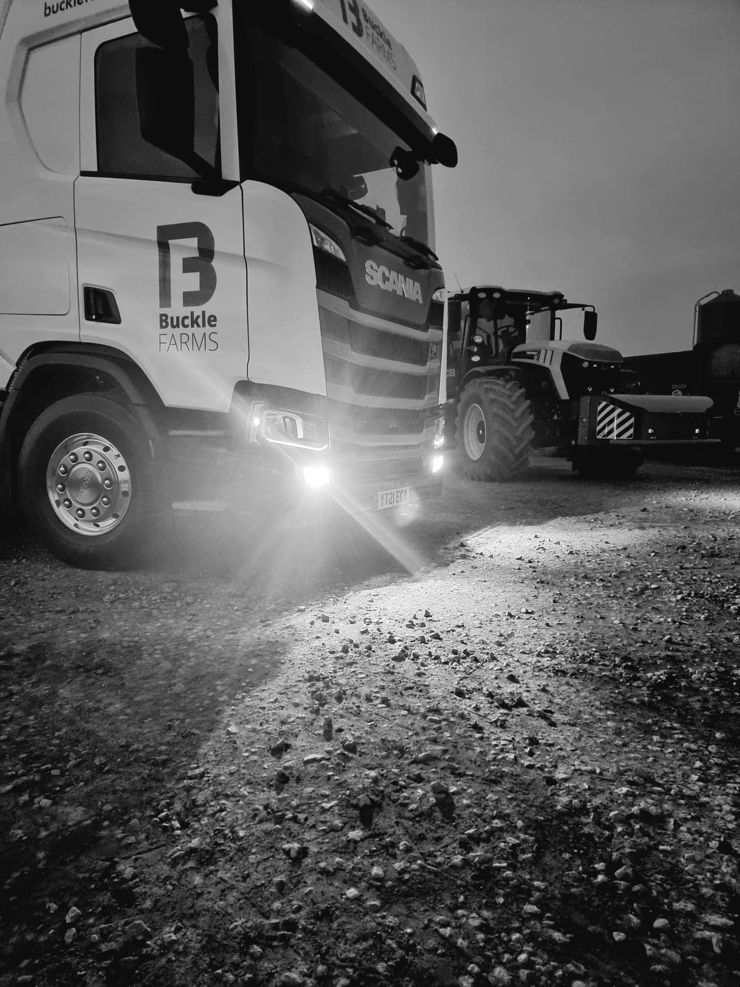 Scania + JCB